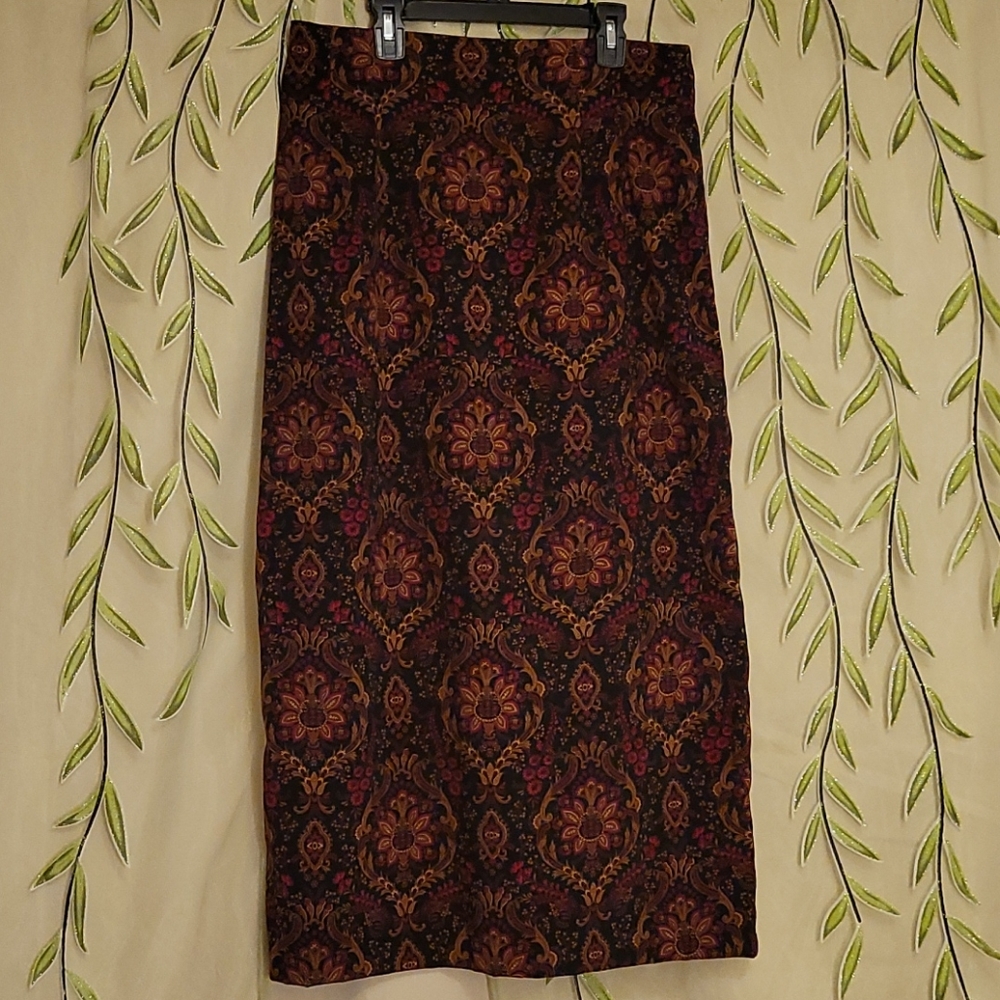 BRIGGS New York Polyester Floral Paisley Skirt